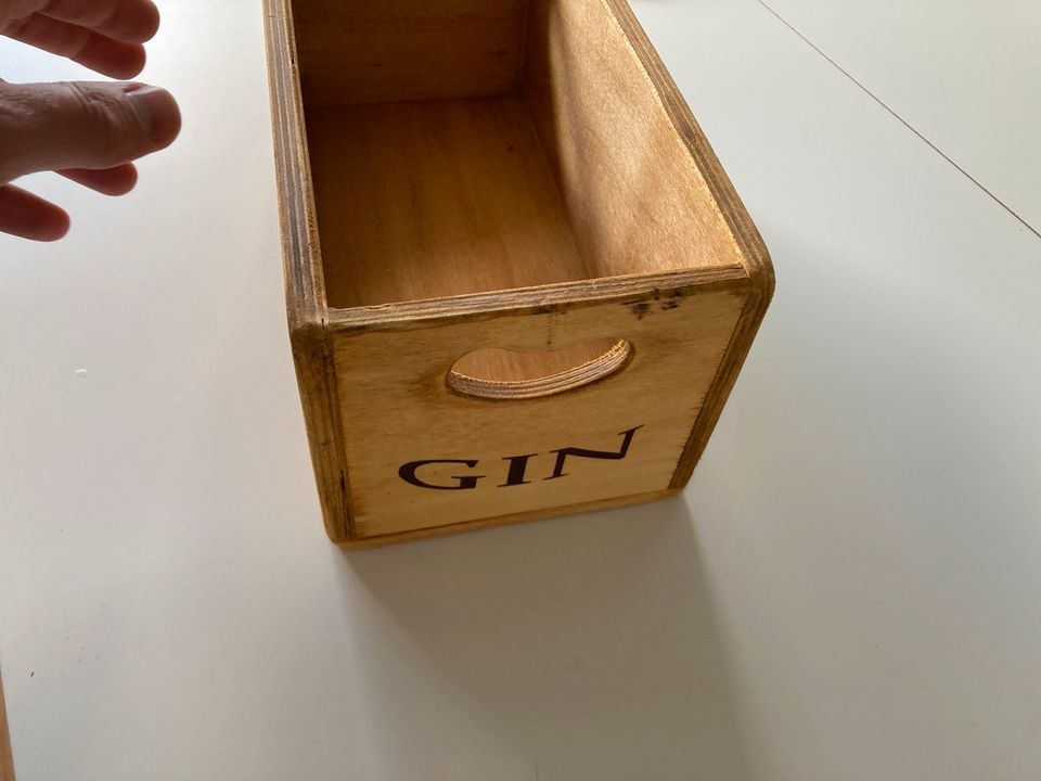 Holz Gin Box in Saarbrücken