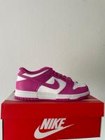 Nike Dunk low Fuchsia Pink (EU 36.5/37.5/38/38.5/39 Baden-Württemberg - Esslingen Vorschau