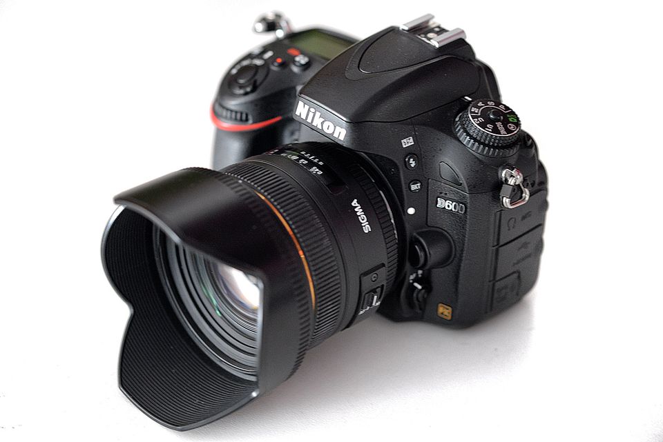 Nikon D600 Kamera + Sigma 50 1,4 EX/Ein perfektes Anfänger-Set in Dortmund