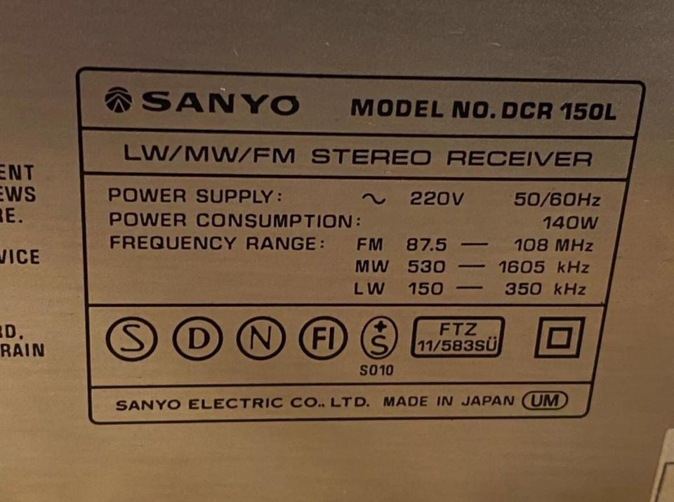 Sanyo DCR 150L Stereo Receiver in Kamp-Lintfort