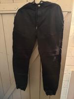 Bequeme Hose Nordrhein-Westfalen - Paderborn Vorschau