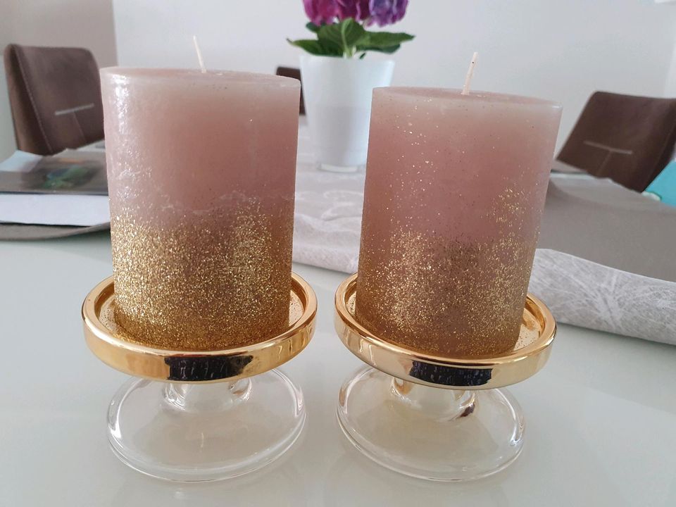 2 Glaskerzenhalter in Gold mit Kerzen /Beige-Gold in Köln