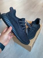 Yeezy Boost 350 V1 Pirate Black 43 1/3 Baden-Württemberg - Wernau Vorschau