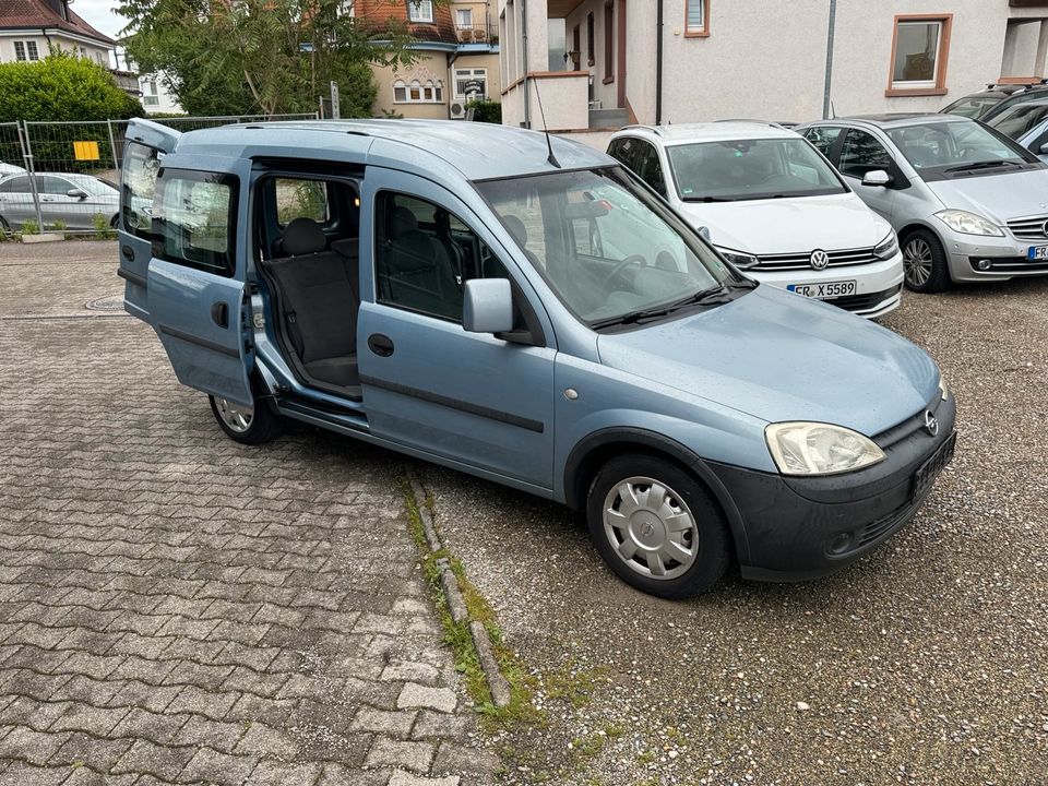 Opel Combo in Bad Krozingen