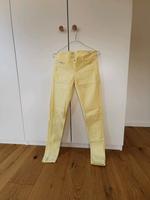 Gelbe Sommerjeans Gr 25/32 von Pepe Jeans Bayern - Germering Vorschau