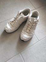 ** Nike ** - Sportschuhe, Gr. 39, weiß Hessen - Gladenbach Vorschau