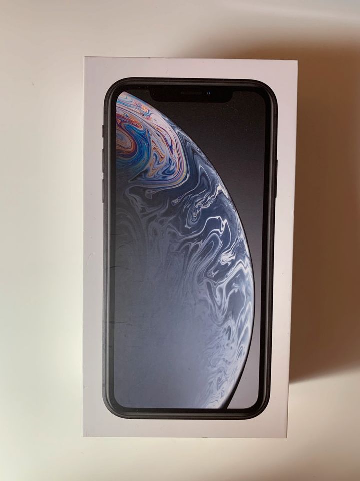 iPhone XR schwarz 128GB in Waldkirch