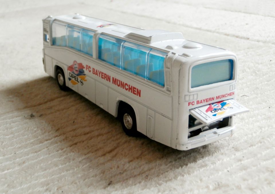 Miniatur-Fanbus Bayern-München in Spantekow