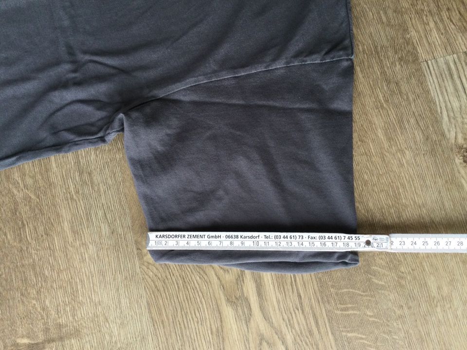 Grau farbenes T-Shirt von „PRIMARK“ in Größe „S EUR 38 / 40“ in Nickenich