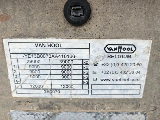 Vanhool Tankchassis + Tankcontainer in Hagenow