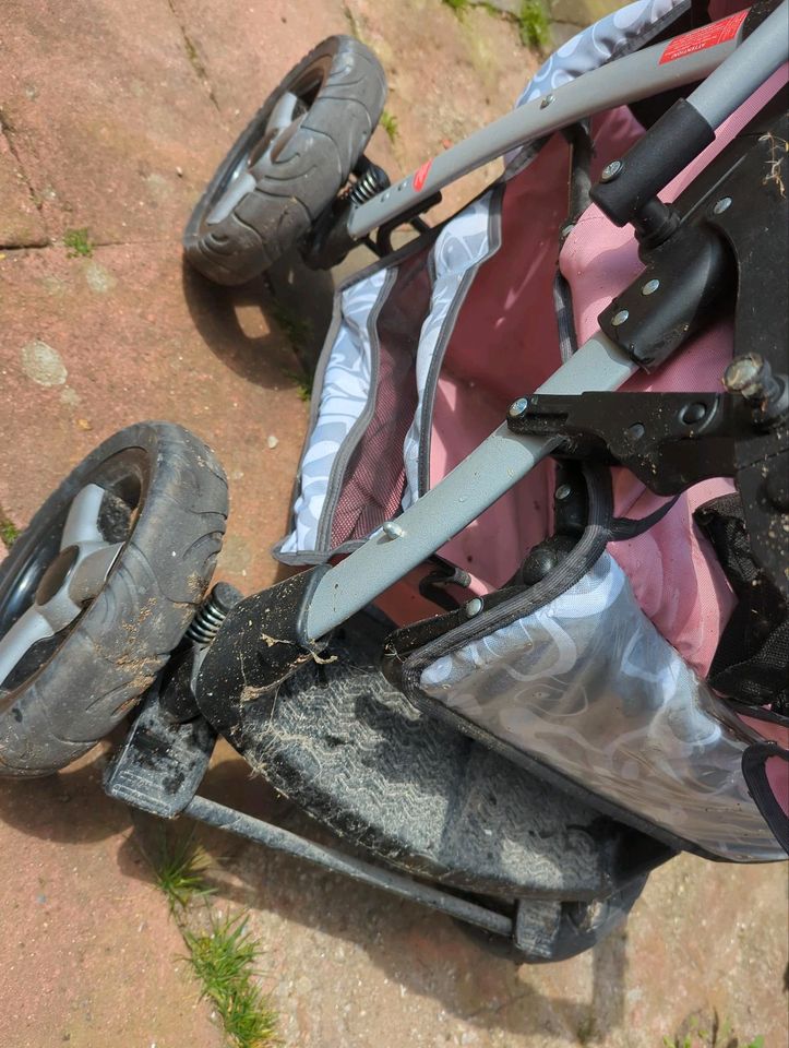 Kinderwagen Garagenfund!! in Oettingen in Bayern