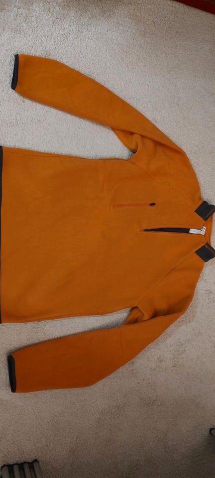 Schöner dicker Fleece Pullover Gr. M in Ansbach