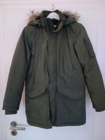 H&M Jacke mit Kapuze Winterjacke Parka khaki Gr. 152 Schleswig-Holstein - Flensburg Vorschau