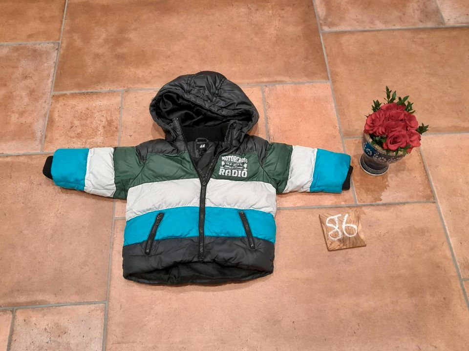 Warme Winterjacke 86 und 92 in Waakirchen