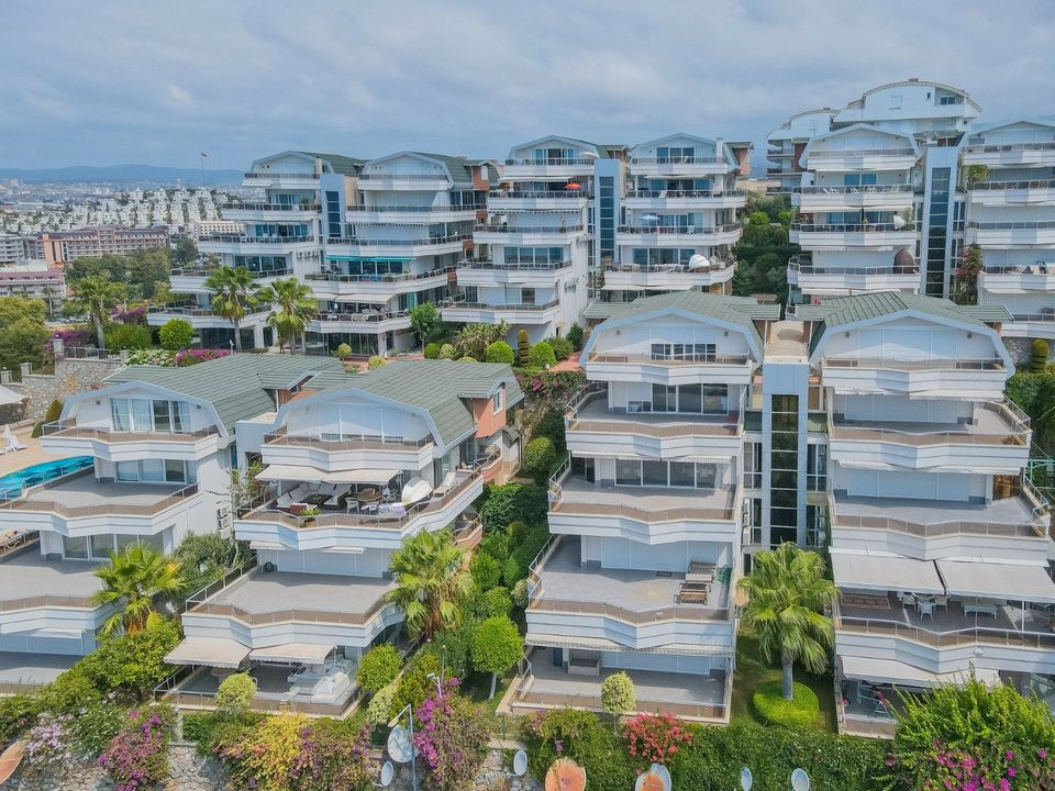 Traumhaftes Wohnvergnügen: Deluxe 2+1 Wohnung mit atemberaubendem Meerblick und malerischem Bergpanorama in Alanyas bezauberndem Paradies, Konakli in Hannover