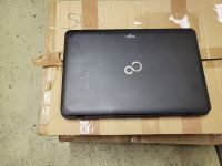 Fujitsu  Notebook  15 Zoll  defekt für Bastler Düsseldorf - Benrath Vorschau