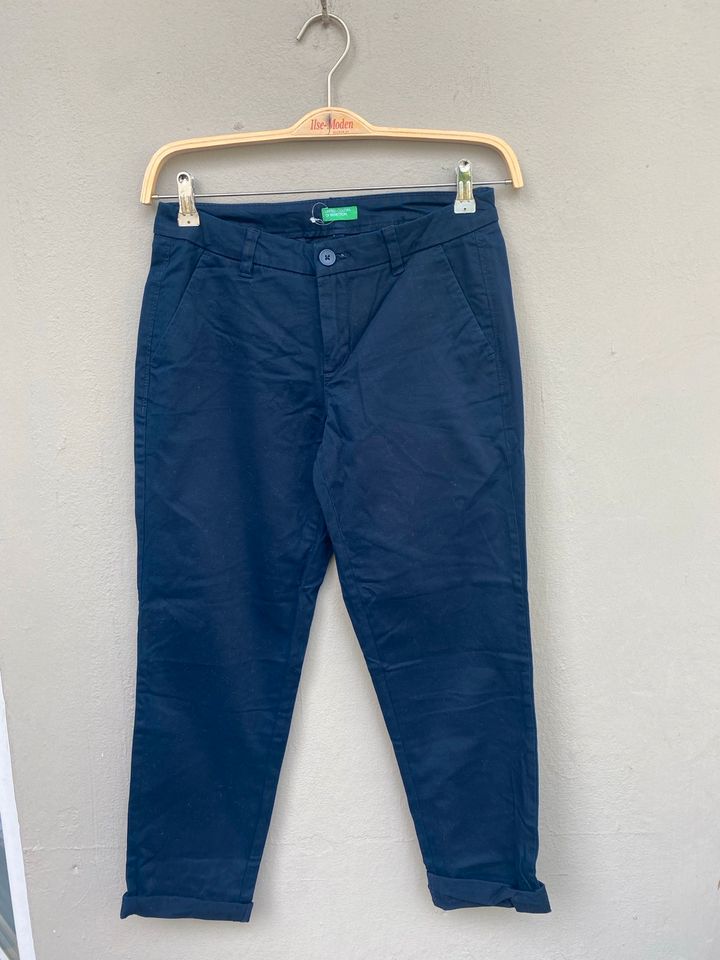 Blaue Chino Hose von United Colors of Benetton, Größe 34 in Bremen