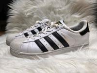 Adidas Superstars Gr 39 1/3 Sachsen - Oelsnitz/Erzgeb. Vorschau