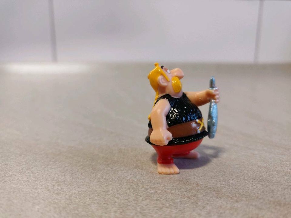 Überraschungsei, Ü-Ei, ASTERIX Jahr 2000 in Reichenbach an der Fils