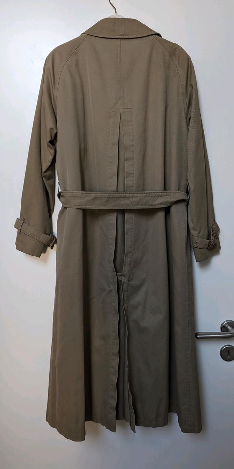 Burberry Mantel Trechcoat long Trench Jacke Vintage Retro Futter in Potsdam