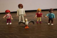 Playmobil 4 Figuren und 1 Möve Baden-Württemberg - Ötigheim Vorschau