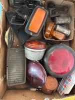 Konvolut Rückleuchten Scheinwerfer DDR Oldtimer Sachsen - Riesa Vorschau