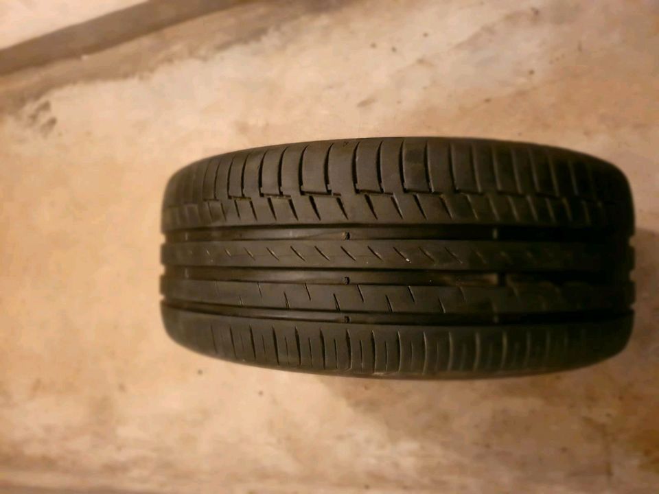 Felgen 235/ 45 R 17 Y in Lippstadt