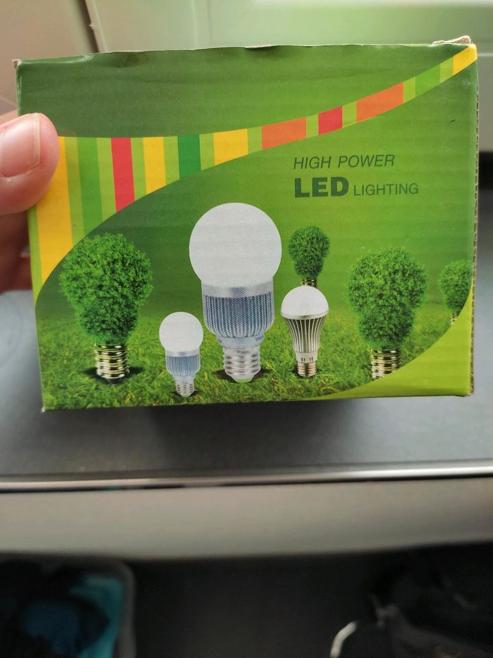6 neue LED Einbauleuchten in Deggingen