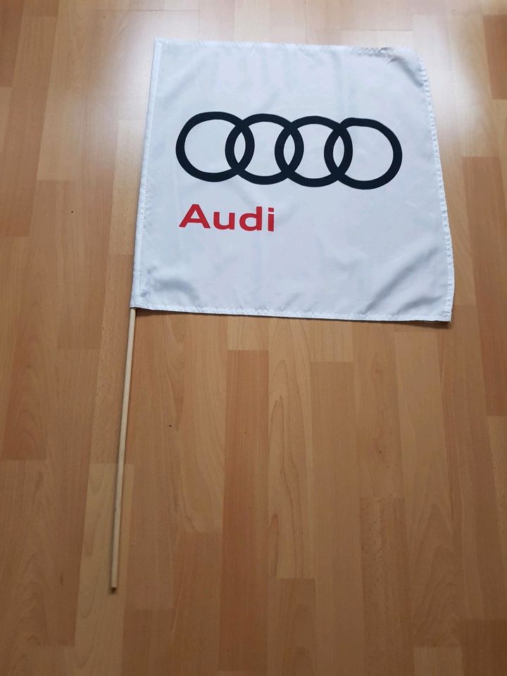 2 Flaggen "Audi" in Essen