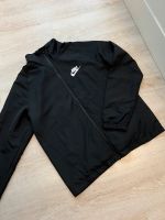 Nike Windbreaker / Windrunner Bayern - Gessertshausen Vorschau