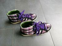 Adidas Sneaker Gr. 37 1/3 23 cm Vintage Retro lila kariert Schuhe Hessen - Steinbach Vorschau