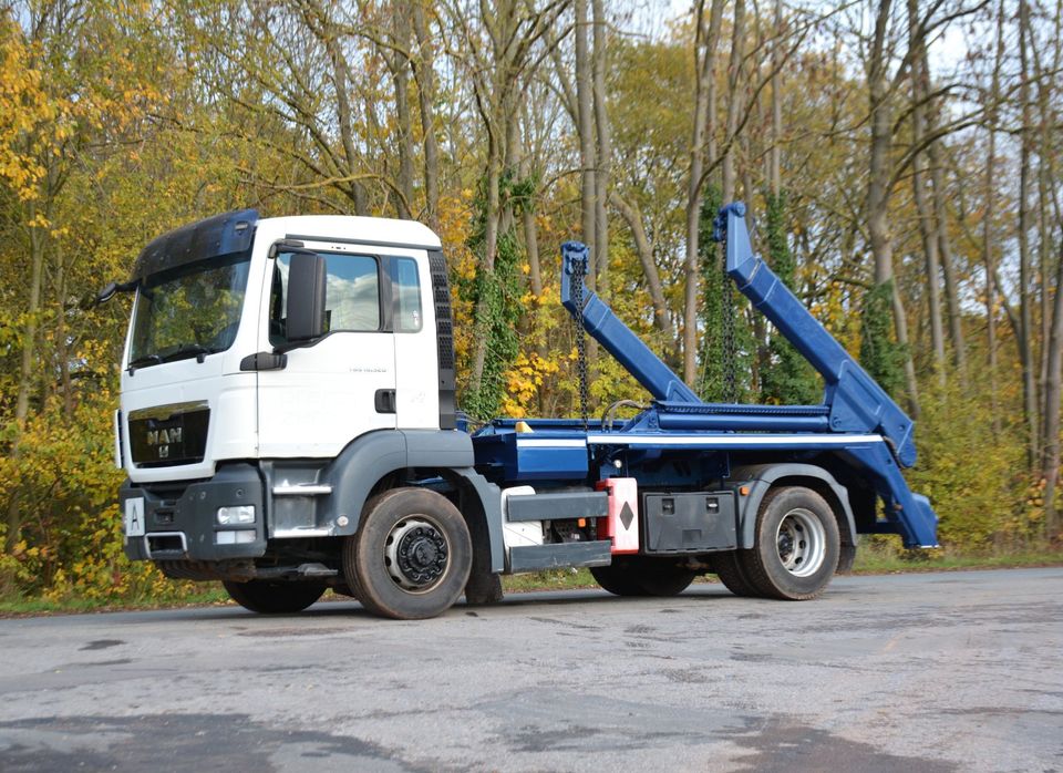 MAN TGS 18.320 4x4 ALLRAD HYDRODRIVE ABSETZKIPPER EURO5 Bj.2011 in Hessisch Oldendorf