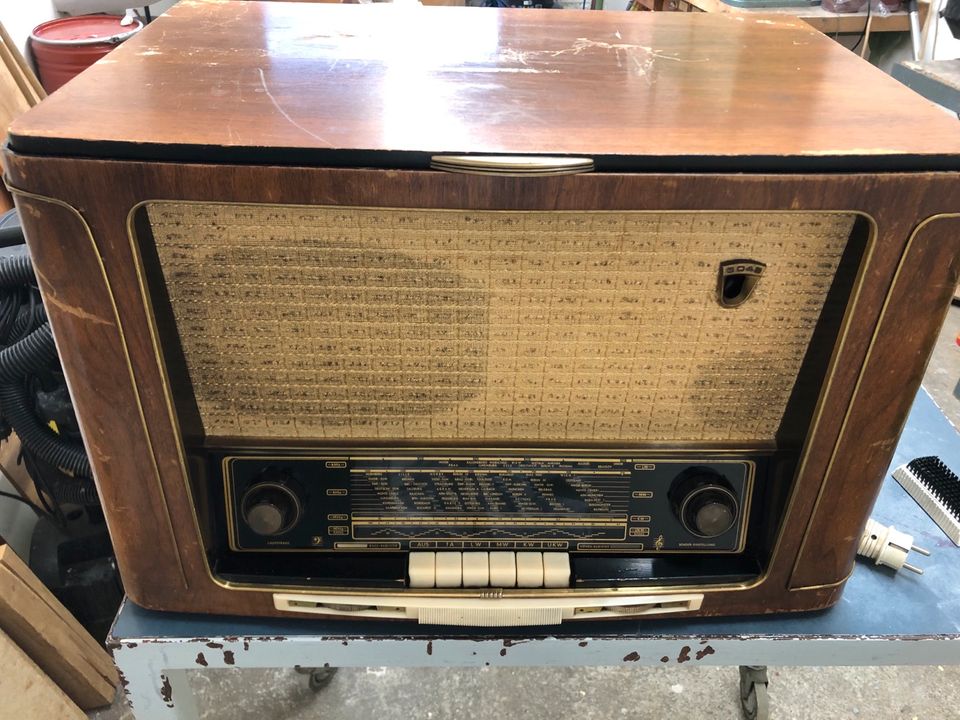 Grundig Type 3045 Tb Anlage mit Plattenspieler Radio Tonbandgerät in Otterfing