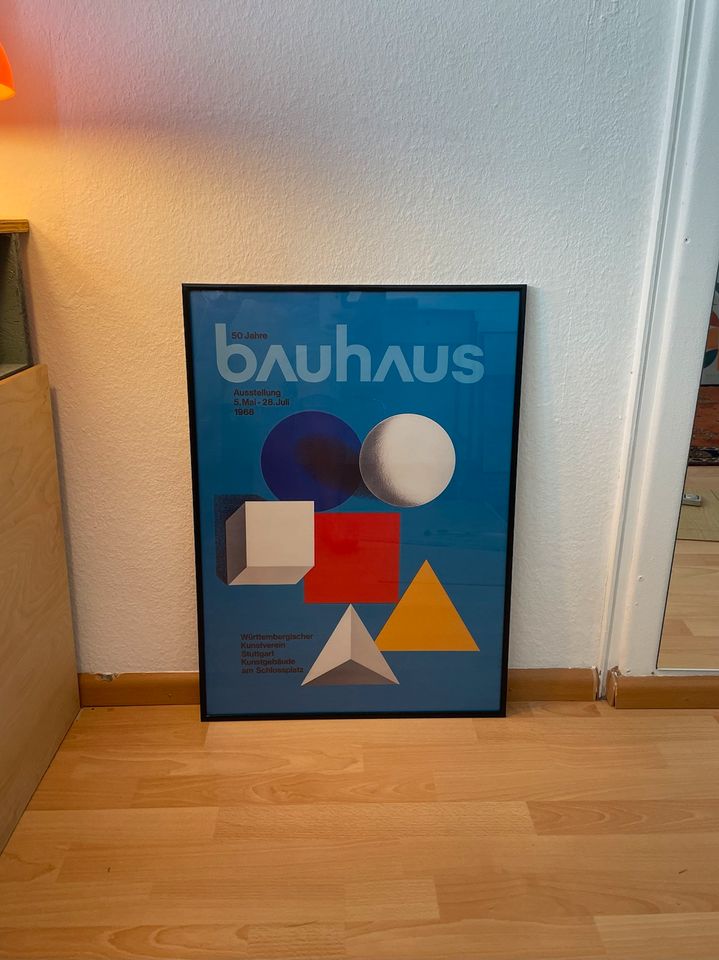 Verschiedene Bauhaus Ausstellung Print 50x70cm mit Rahmen in Freiburg im Breisgau