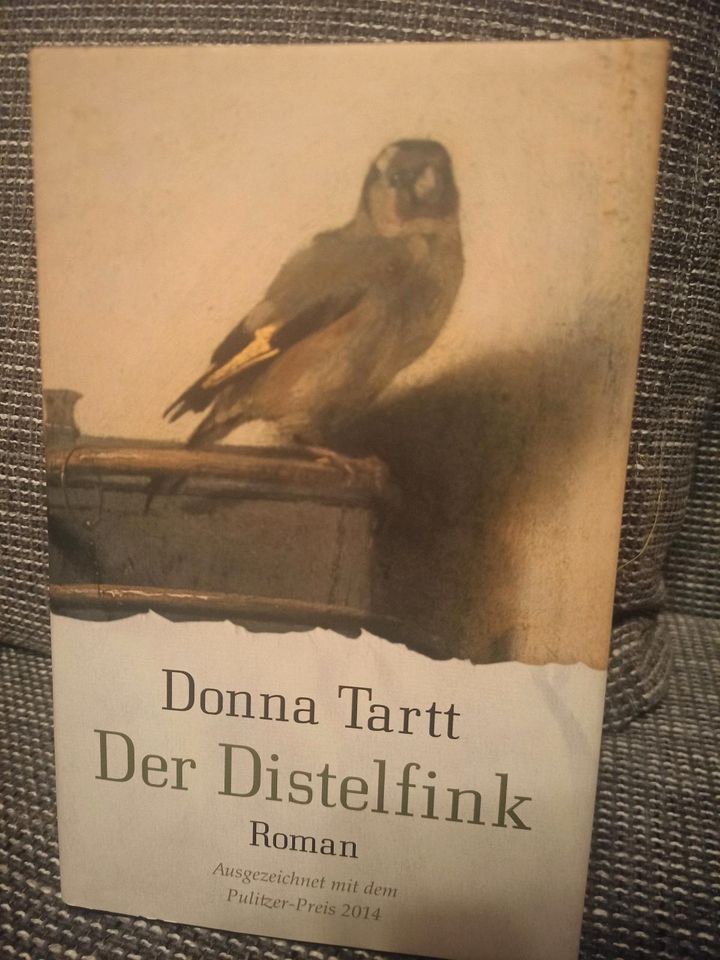 Der Distelfink, Donna Tart in Trier