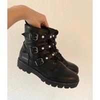 Tamaris Bikerboots Boots Stiefel mit Perlen Schwarz 40 Nordrhein-Westfalen - Haan Vorschau