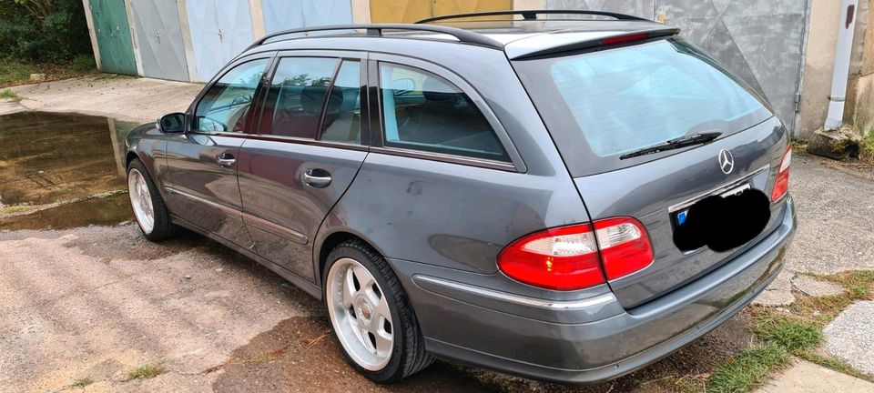 Mercedes-benz e-klasse w211 320 Avantgarde in Köthen (Anhalt)