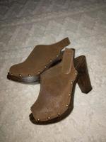 Scorett Pantoletten  wildleder Optik braun Gr.37 Baden-Württemberg - Sigmaringen Vorschau