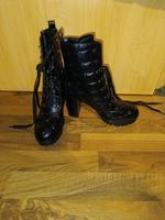 Guess High Heels Boots neu ungetragen Größe 39 Rheinland-Pfalz - Mülheim-Kärlich Vorschau