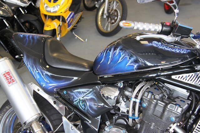 Suzuki GSF 1200 Streetfighter 1.Hand erst 8.000km! in Essen