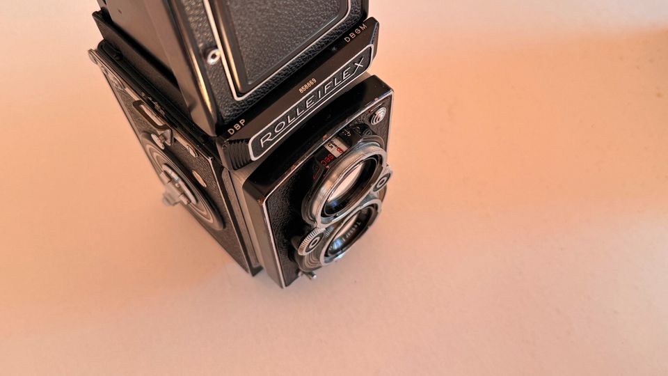 Rolleiflex Compur Rapid Mittelformatkamera in Gröbenzell