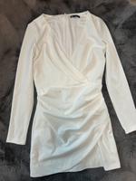 Zara Kleid weiß rock top Gr. M 38 Berlin - Pankow Vorschau