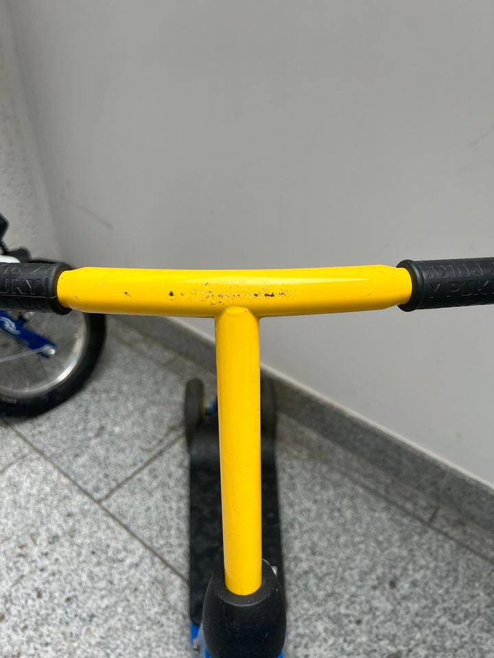 Puky Roller Blau/Gelb in Dortmund