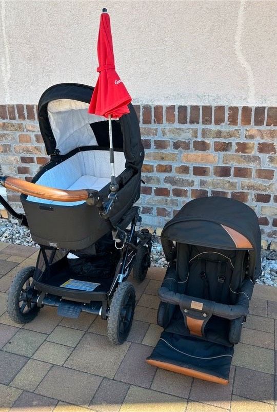 Emmaljunga Super Nitro Outdoor Kinderwagen Duo Schwarz Kombi TOP in Leipzig