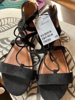 Sandalen schwarz/Wildleder Bayern - Münchberg Vorschau