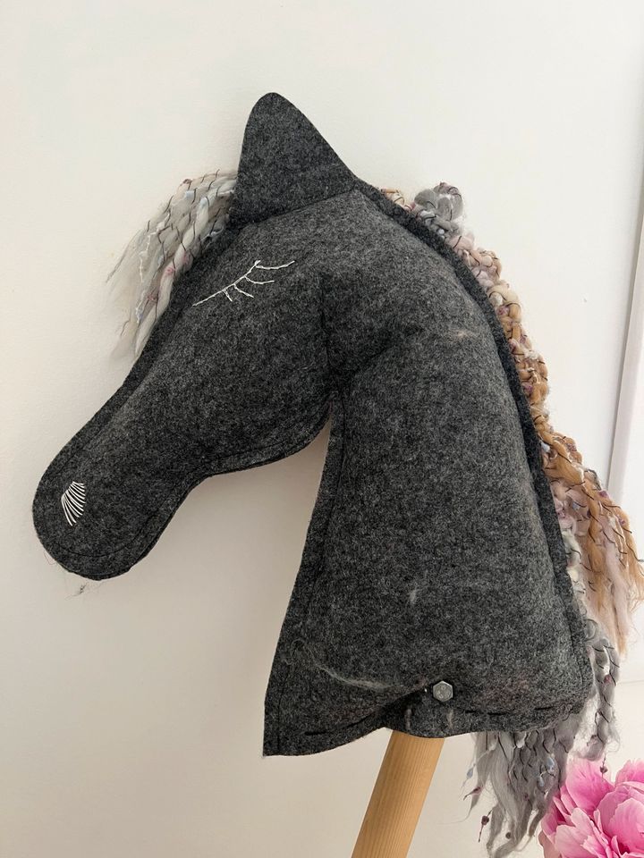 • Steckenpferd • Hobby Horse • Handmade Filz Astrup • in Puchheim