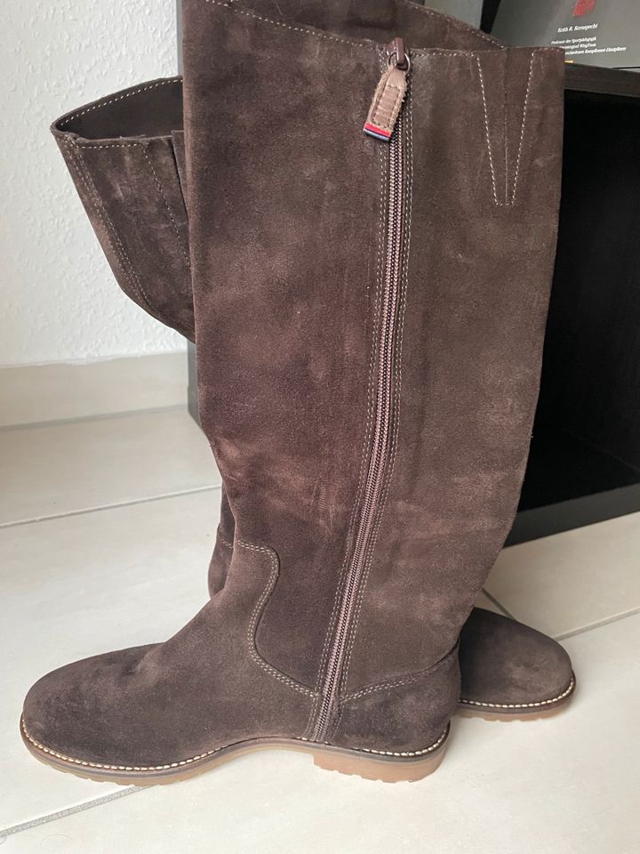 Stiefel von Tommy Hilfiger in Nieder-Olm