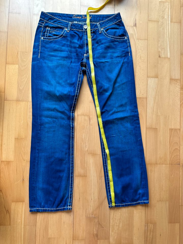 Camp David Jeans in Wolfsmühle