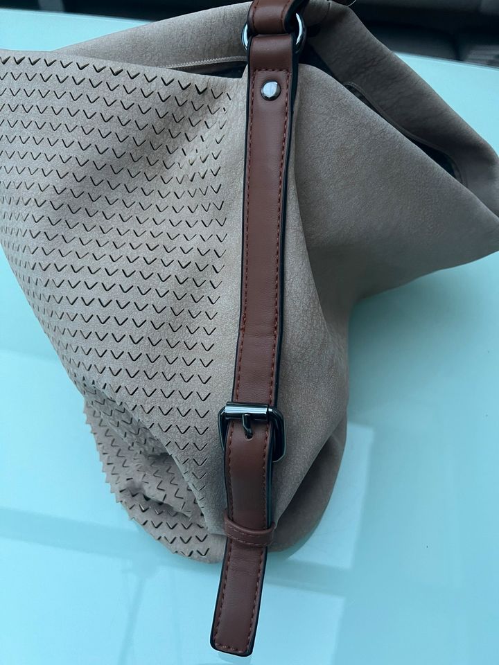 Shopper Tasche Handtasche Beutel Graceland beige in Leipzig