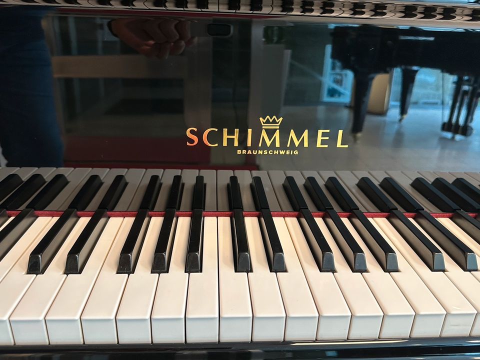 Schimmel Flügel Mod. 150  Original Top-Zustand in Hannover